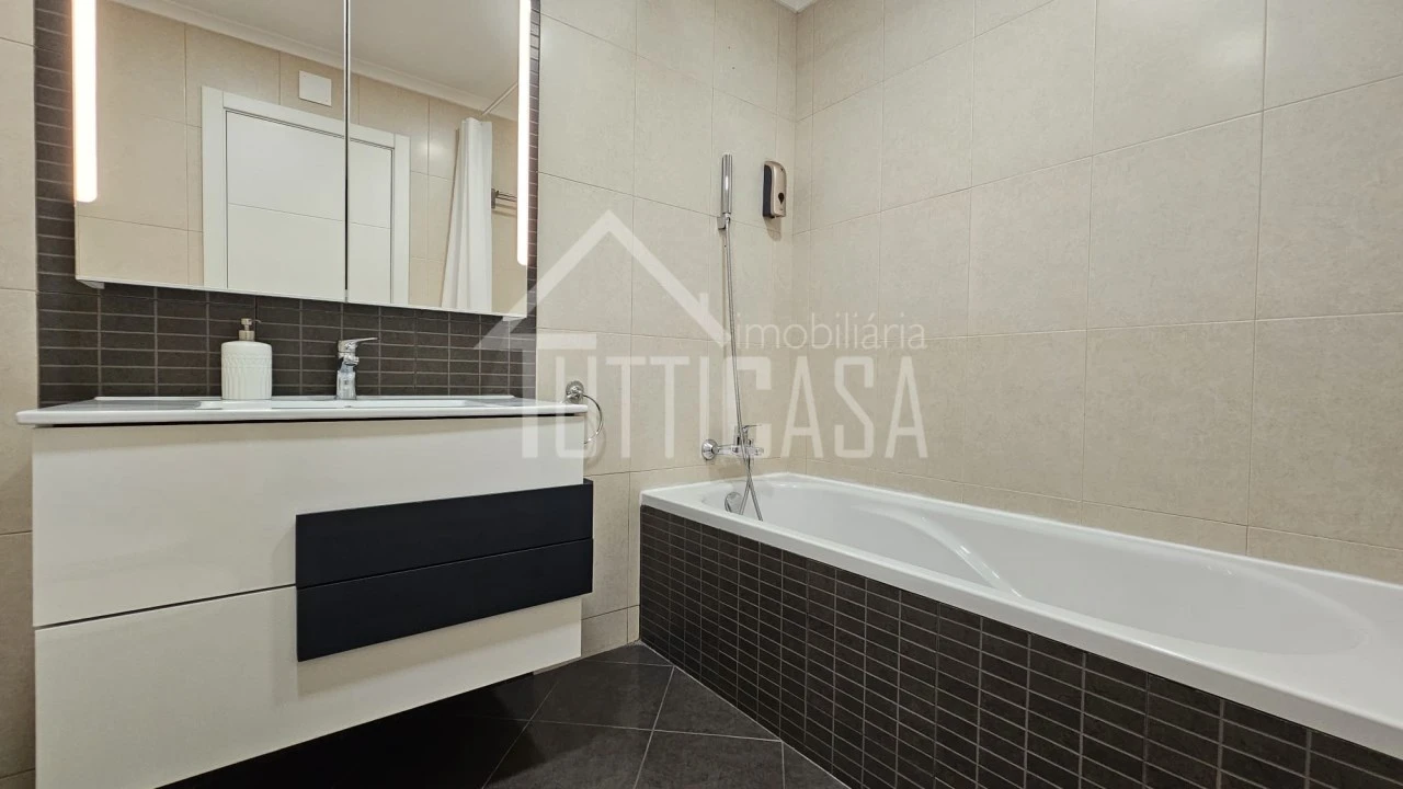 Apartamento T3 para Venda em Massamá e Monte Abraão Foto 18