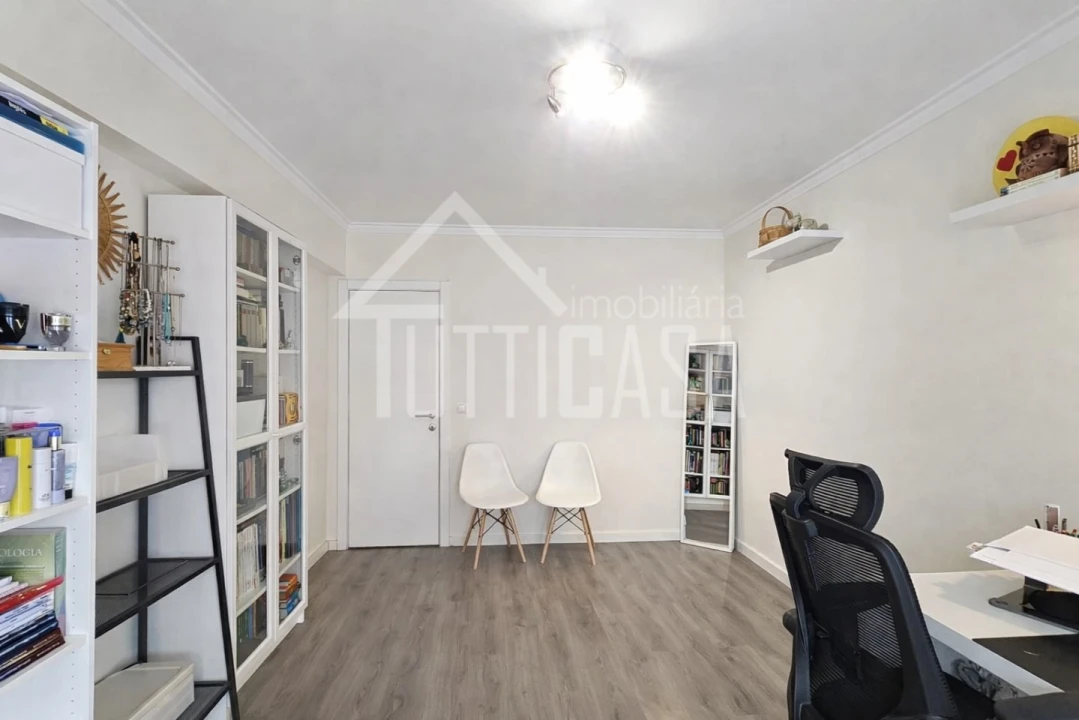 Apartamento T3 para Venda em Massamá e Monte Abraão Foto 39