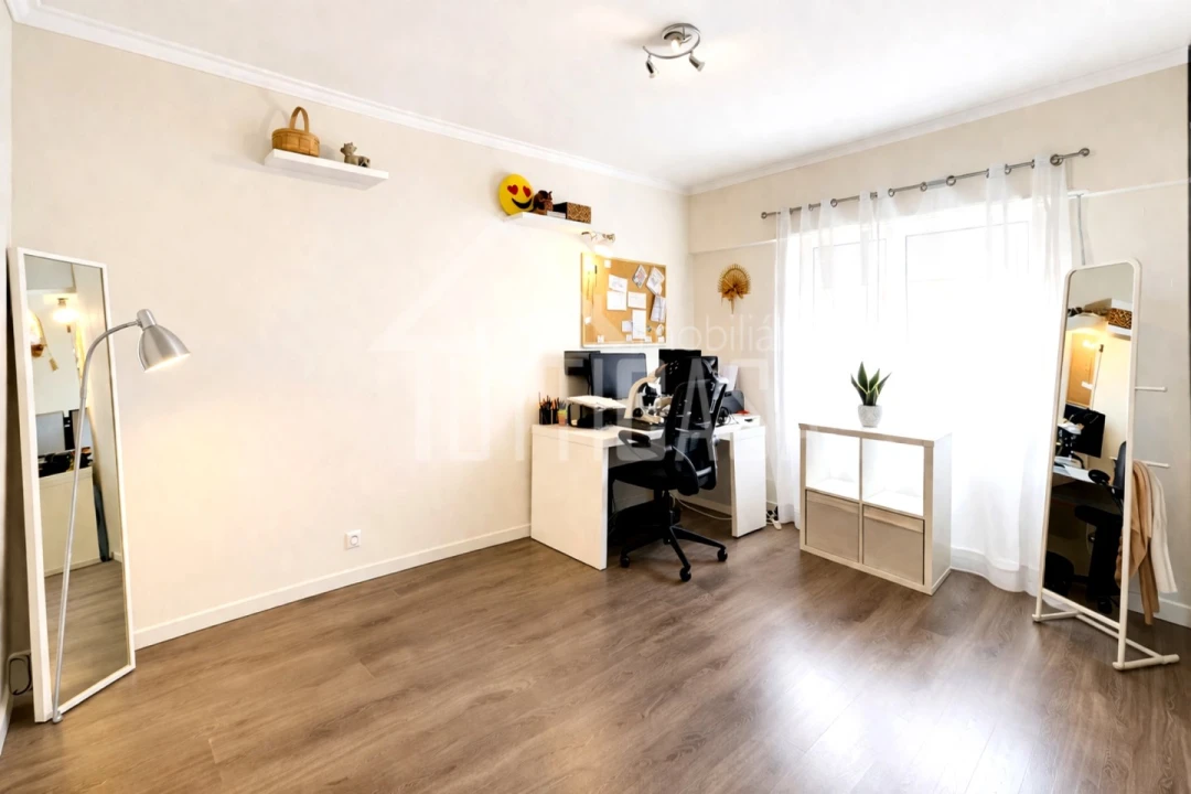 Apartamento T3 para Venda em Massamá e Monte Abraão Foto 36