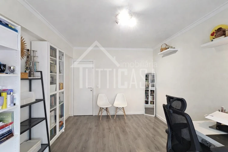 Apartamento T3 para Venda em Massamá e Monte Abraão Foto 39