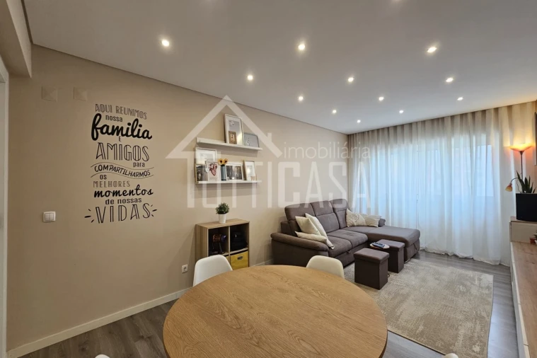 Apartamento T3 para Venda em Massamá e Monte Abraão Foto 6