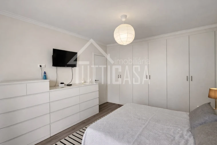 Apartamento T3 para Venda em Massamá e Monte Abraão Foto 30