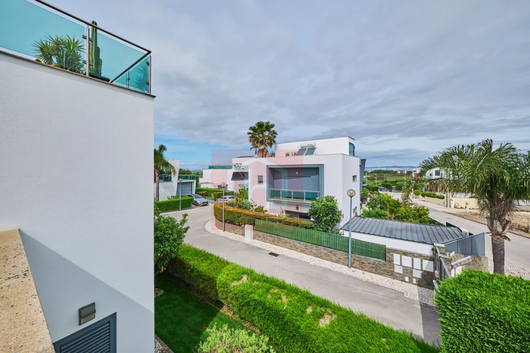 Moradia T4 para Venda em São Francisco Foto 49