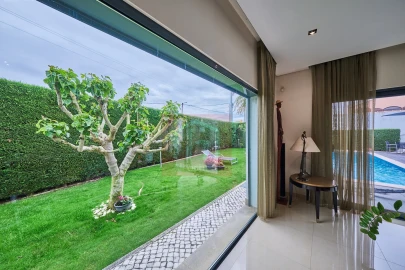 Moradia T4 para Venda em São Francisco