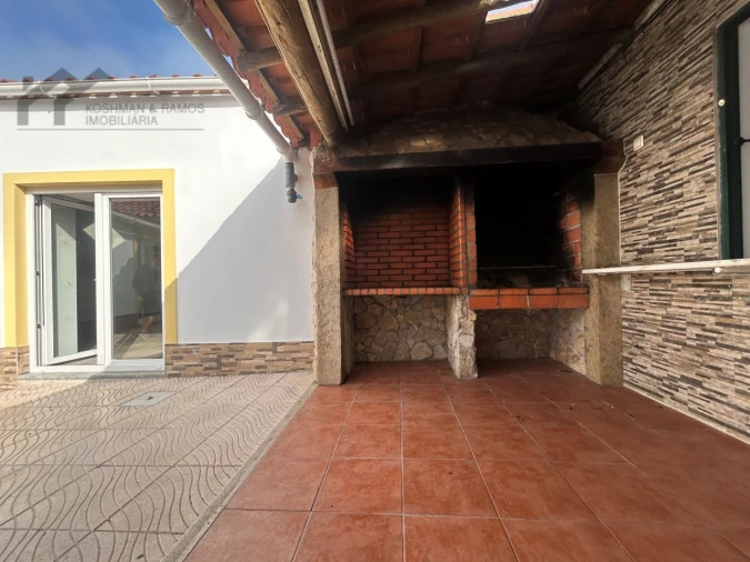 Moradia T3 para Venda em A dos Cunhados e Maceira Foto 21