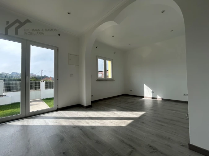 Moradia T3 para Venda em A dos Cunhados e Maceira Foto 12