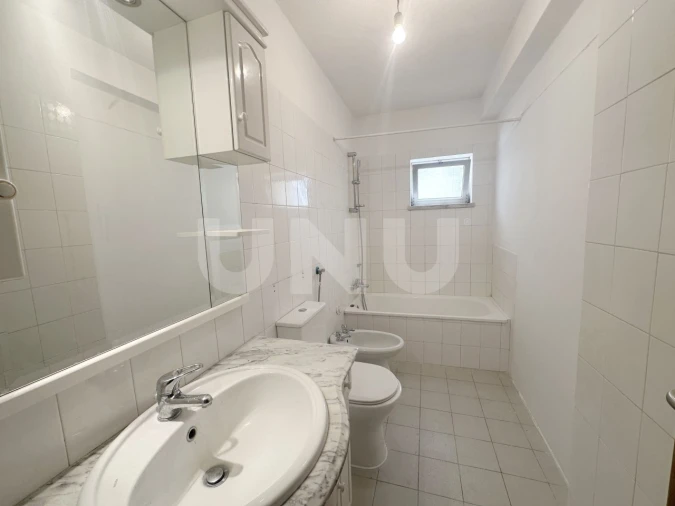 Apartamento T4 para Venda em Castelo Branco Foto 9
