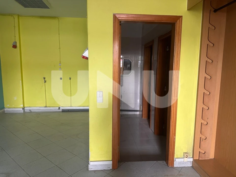 Loja para Arrendamento em Algés, Linda-A-Velha e Cruz Quebrada-Dafundo Foto 6