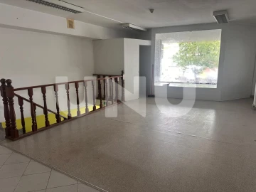 Loja para Arrendamento em Algés, Linda-A-Velha e Cruz Quebrada-Dafundo