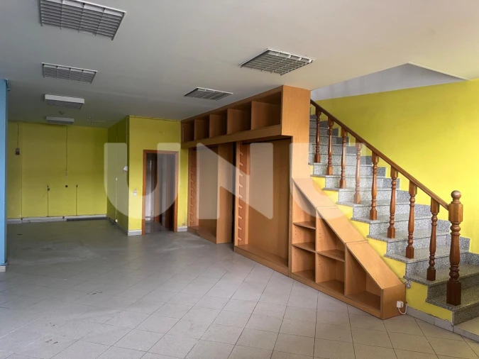 Loja para Arrendamento em Algés, Linda-A-Velha e Cruz Quebrada-Dafundo Foto 5