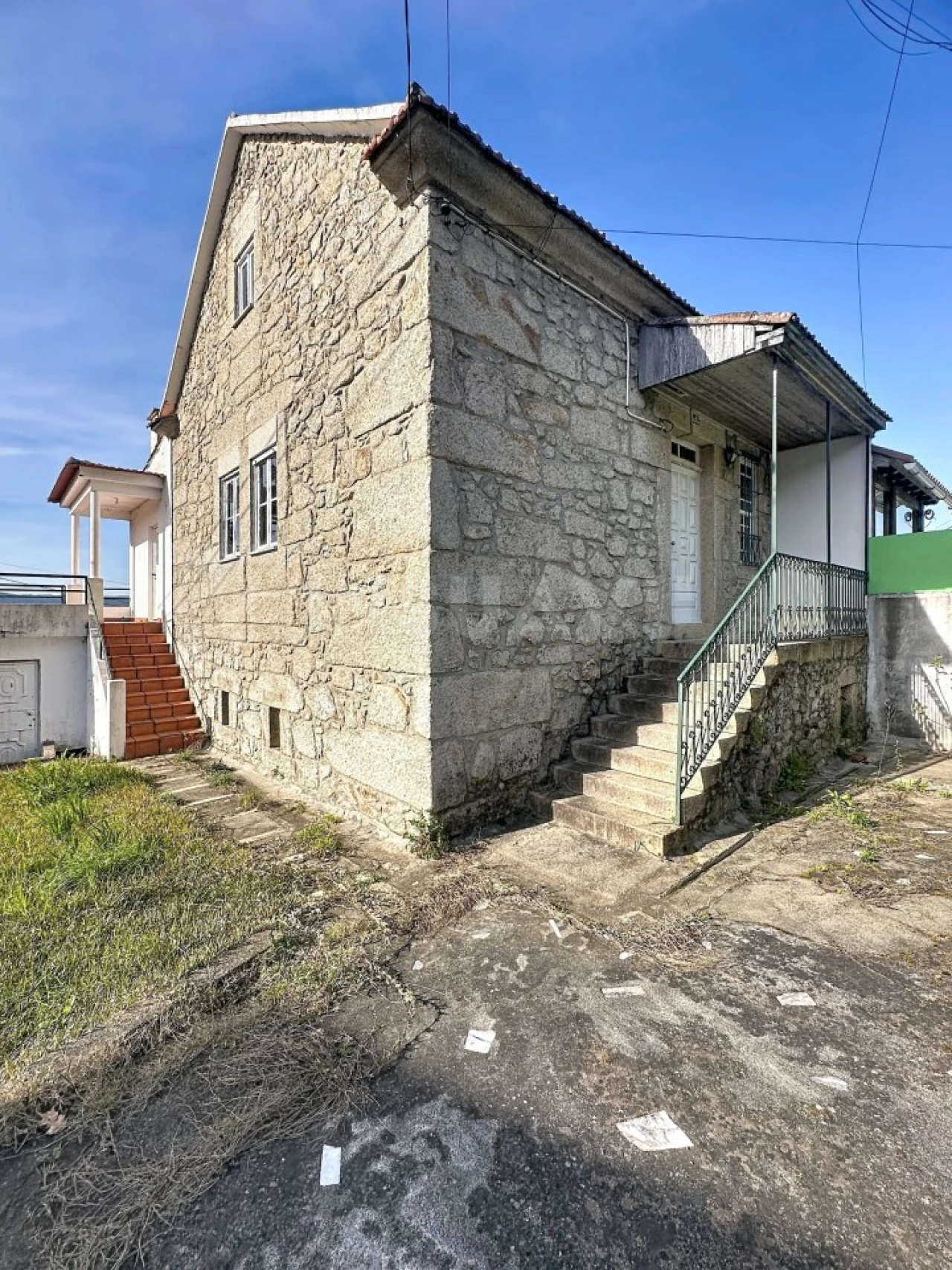 Moradia T3 para Venda em Gondarem Foto 4