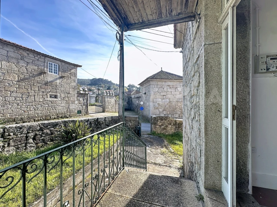 Moradia T3 para Venda em Gondarem Foto 17