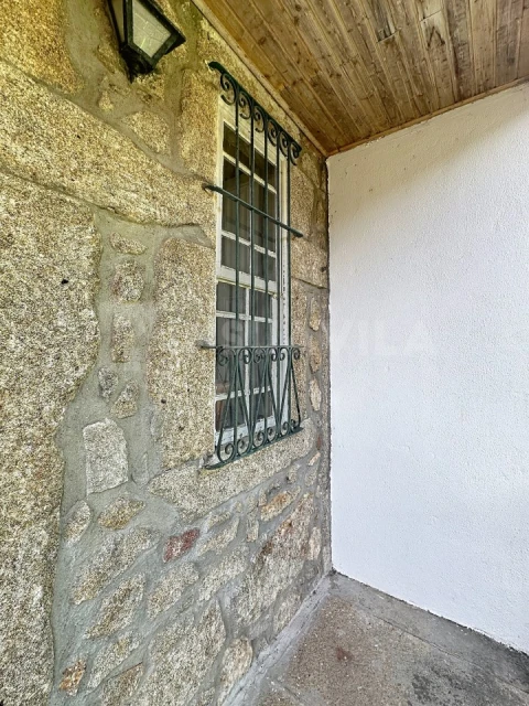 Moradia T3 para Venda em Gondarem