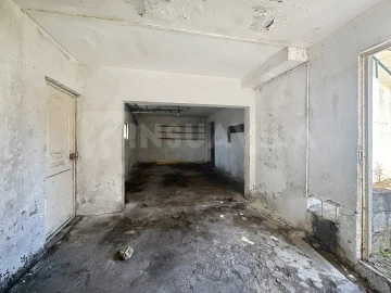 Moradia T3 para Venda em Gondarem