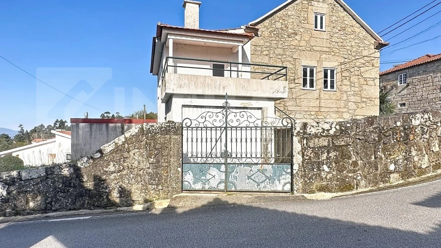 Moradia T3 para Venda em Gondarem