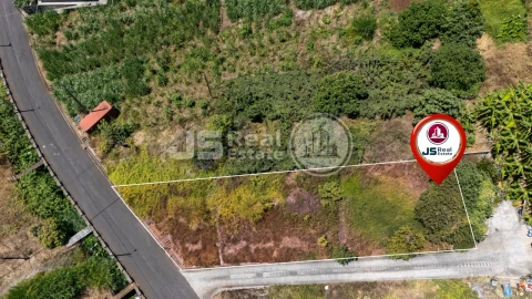 Terreno para Venda em Calheta