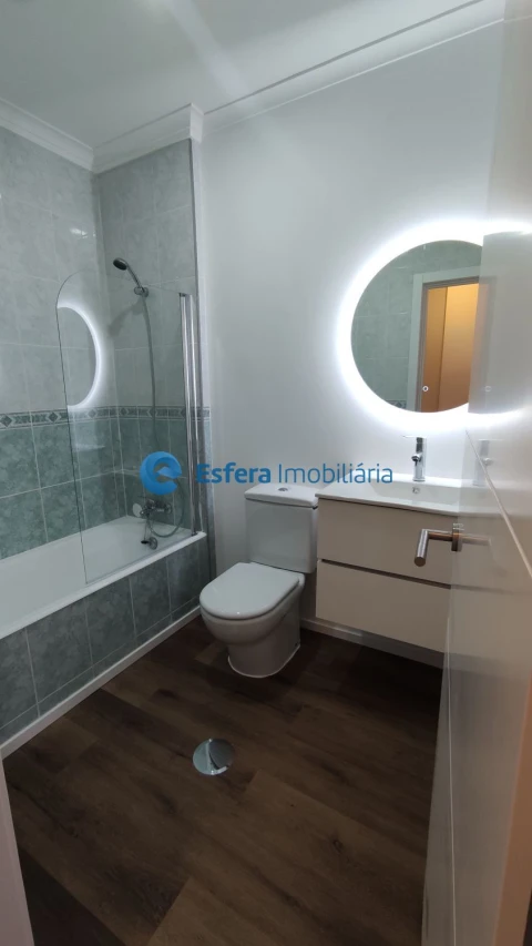 Apartamento T1 para Venda em Mafamude e Vilar do Paraíso