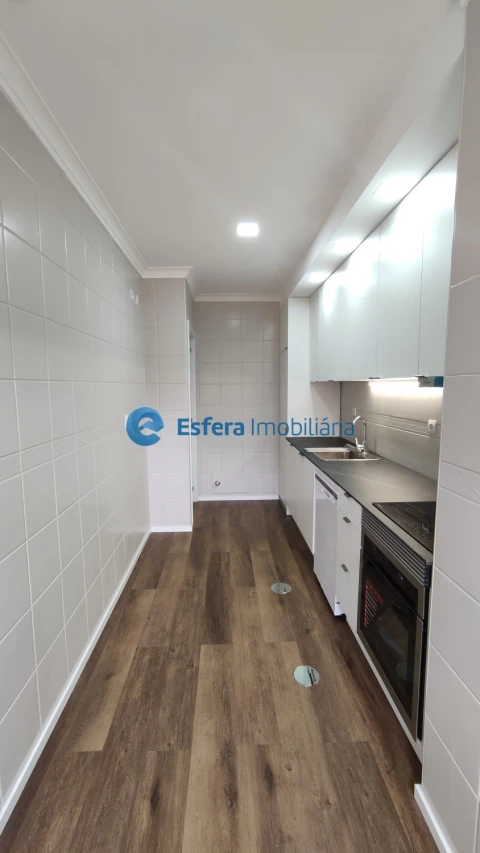 Apartamento T1 para Venda em Mafamude e Vilar do Paraíso