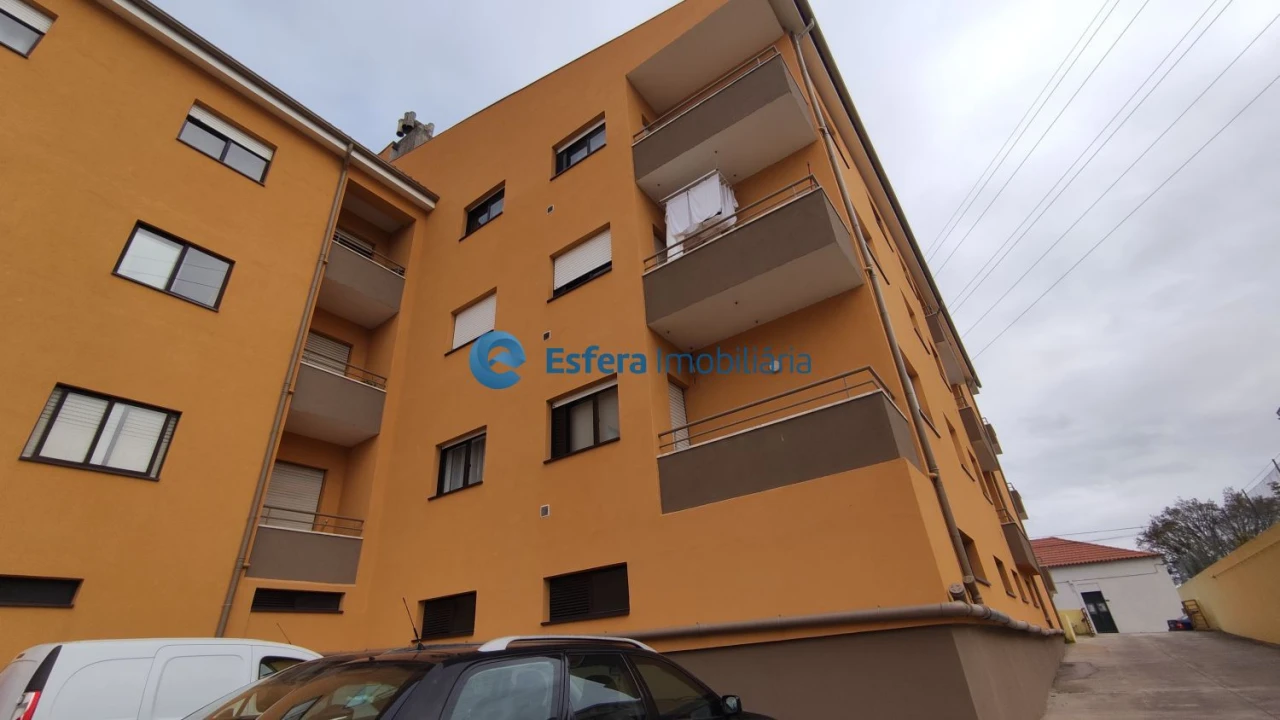 Apartamento T1 para Venda em Mafamude e Vilar do Paraíso Foto 1