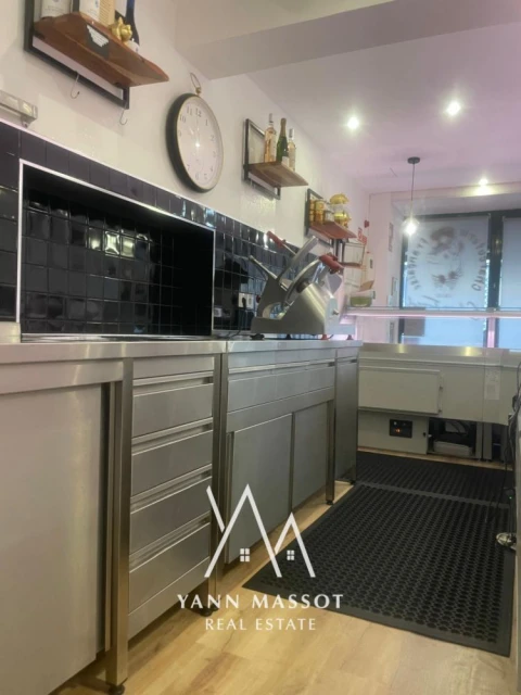 Loja para Trespasse em Campo de Ourique