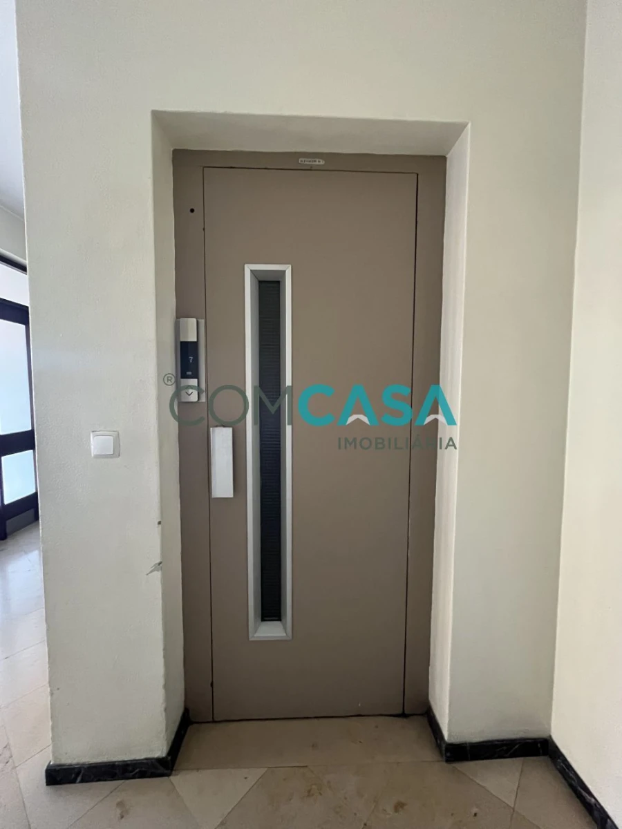 Apartamento T4 para Venda em Matosinhos e Leça da Palmeira Foto 51