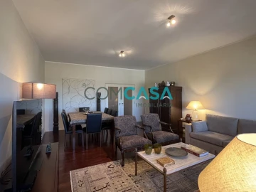 Apartamento T4 para Arrendamento em Matosinhos e Leça da Palmeira