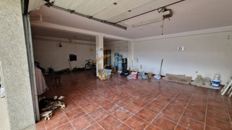 Quinta T5 para Venda em Folhadela