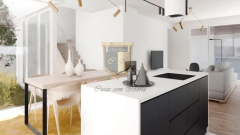 Moradia T4 para Venda em Turcifal