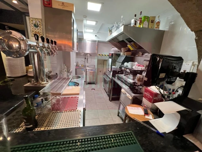 Loja para Trespasse em Santa Maria Maior Foto 5