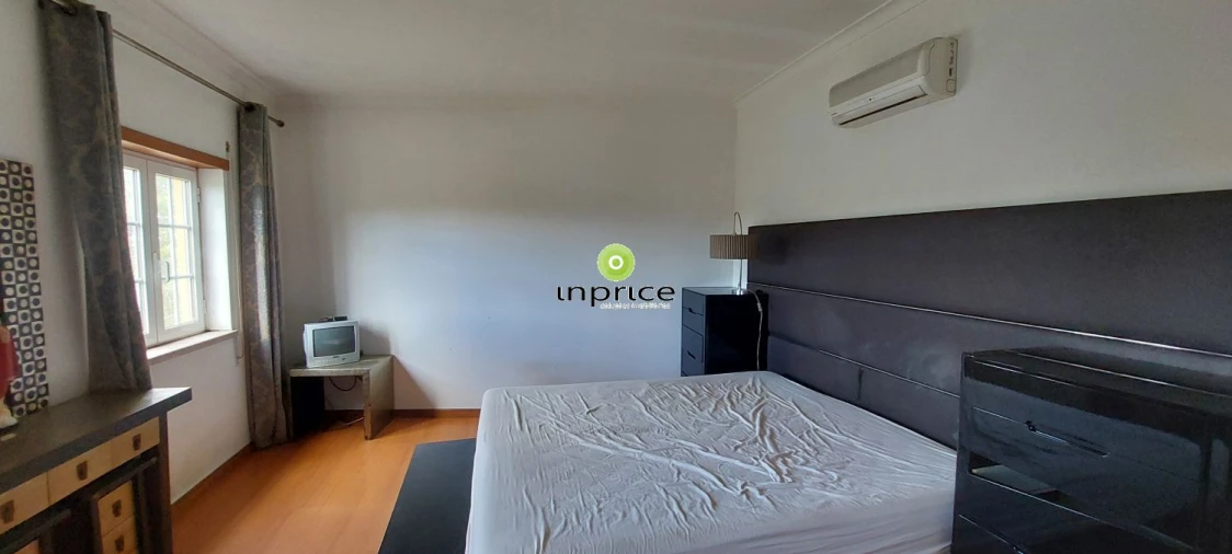 Moradia T4 para Venda em Montargil Foto 49