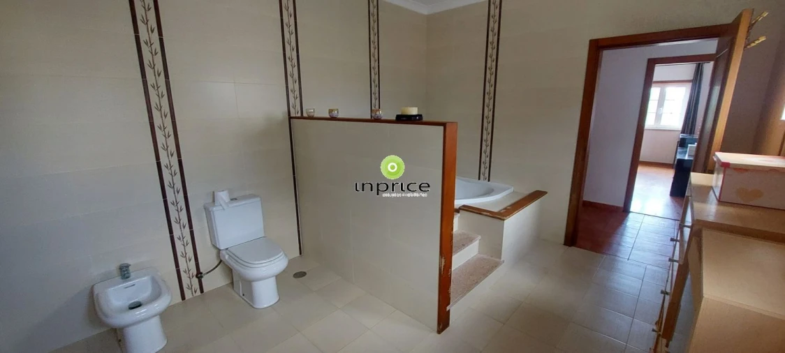 Moradia T4 para Venda em Montargil Foto 47