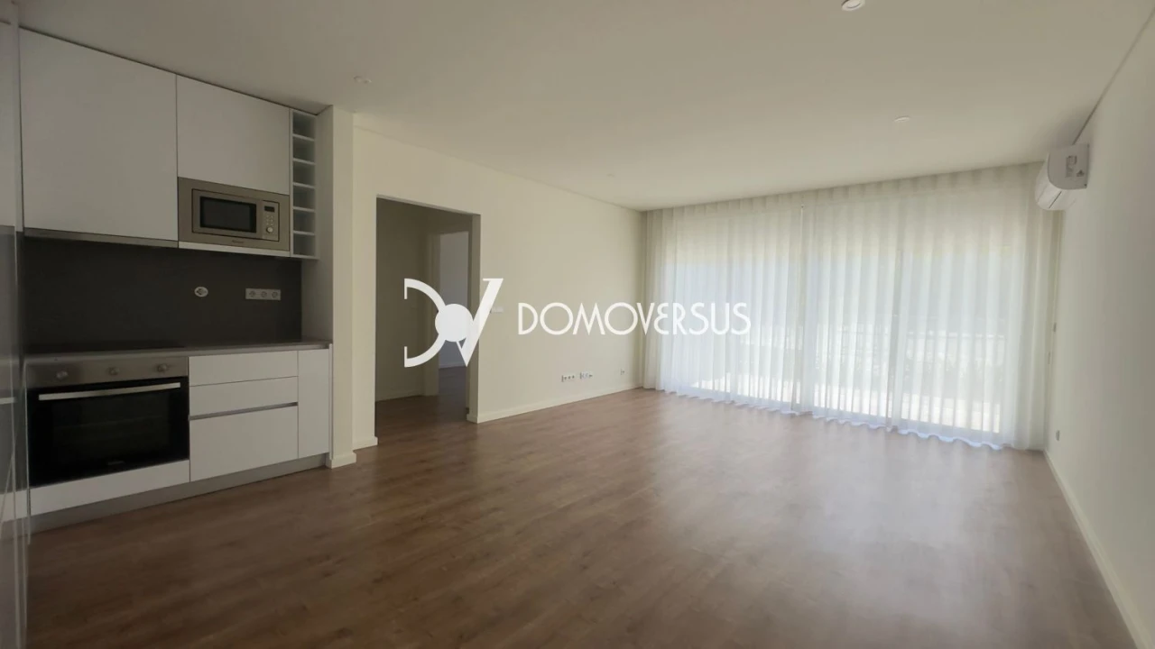 Apartamento T1 para Venda em Oliveira do Douro Foto 9