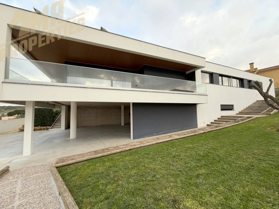 Moradia T5 para Venda em Milharado Foto 35