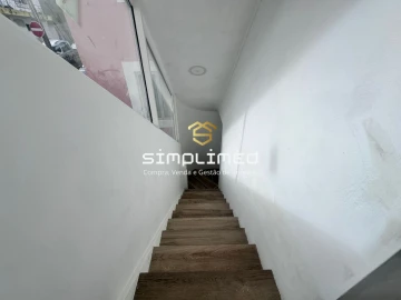 Moradia T2 para Venda em Camarate, Unhos e Apelação