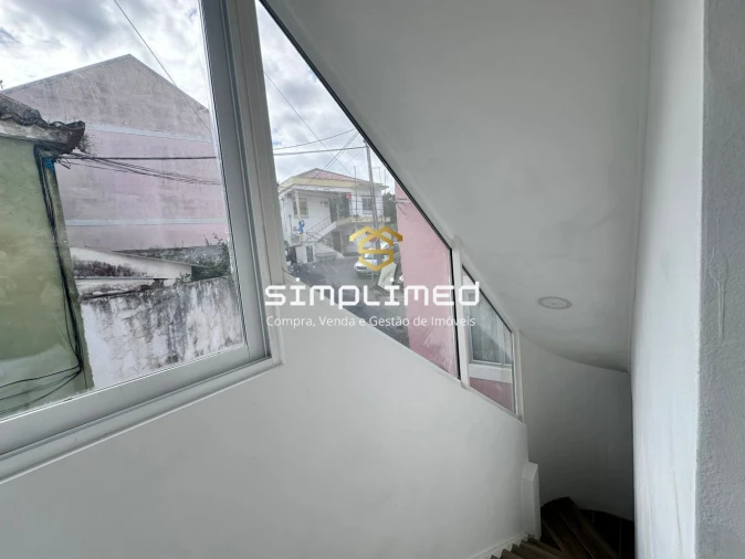 Moradia T2 para Venda em Camarate, Unhos e Apelação Foto 11