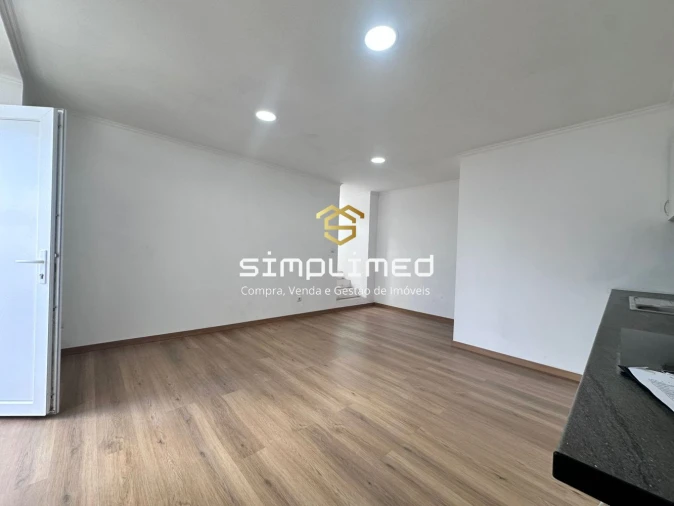 Moradia T2 para Venda em Camarate, Unhos e Apelação Foto 12