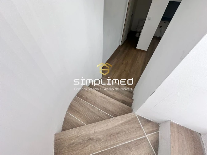 Moradia T2 para Venda em Camarate, Unhos e Apelação Foto 8