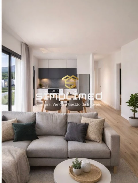 Moradia T2 para Venda em Alenquer (Santo Estêvão e Triana)