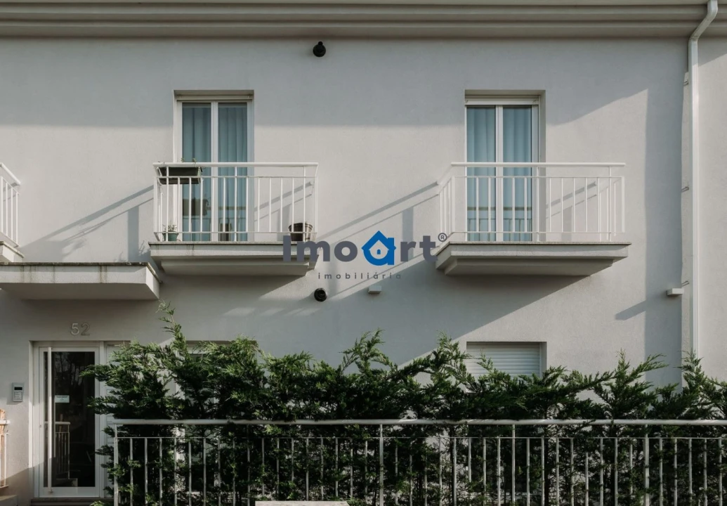 Apartamento T3 para Venda em Gião Foto 1