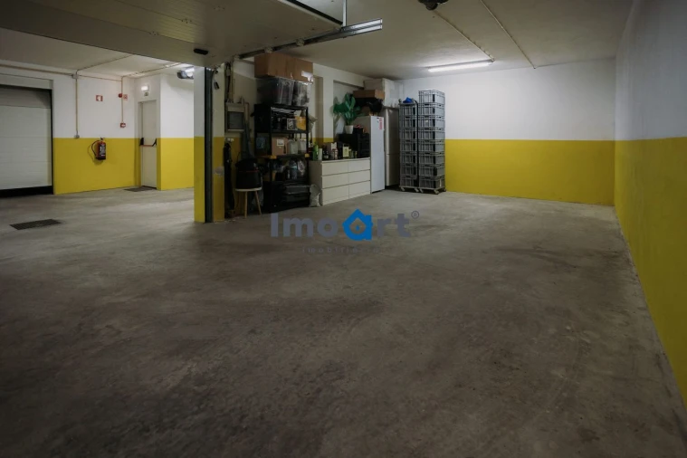 Apartamento T3 para Venda em Gião Foto 25