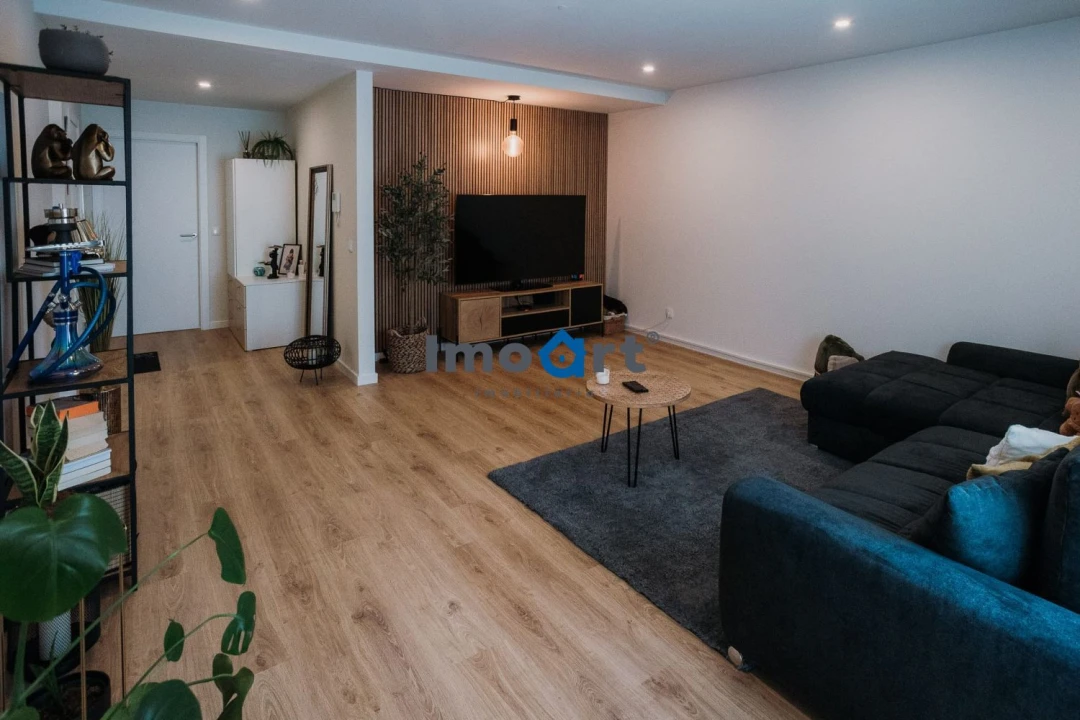 Apartamento T3 para Venda em Gião Foto 3