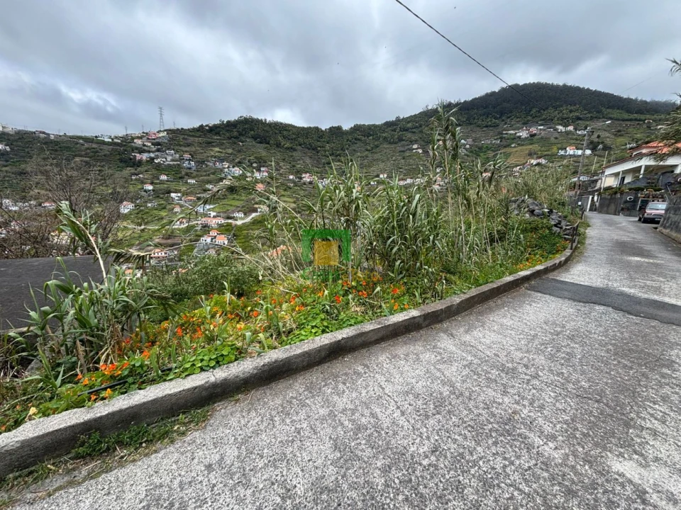 Terreno para Venda em Campanario Foto 14