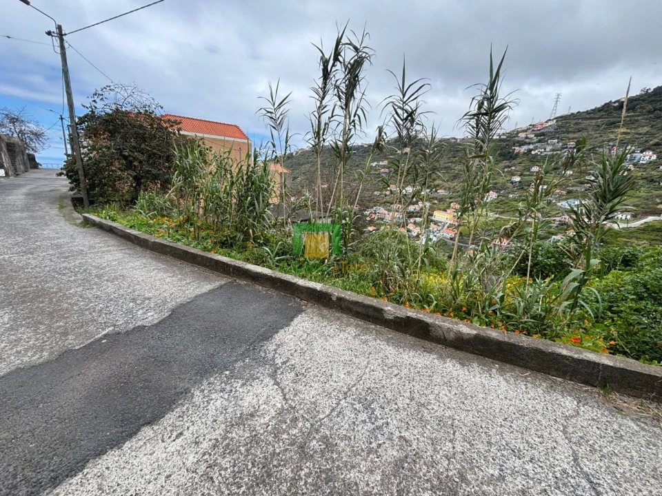 Terreno para Venda em Campanario Foto 6