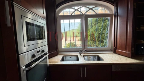 Moradia T5 para Venda em Azambuja