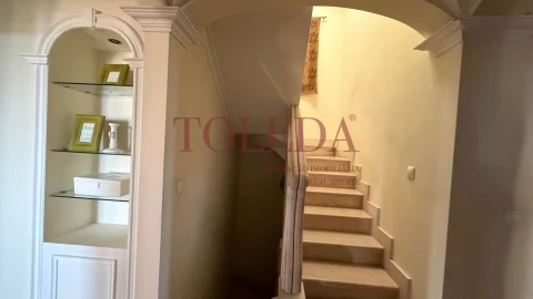 Moradia T5 para Venda em Azambuja