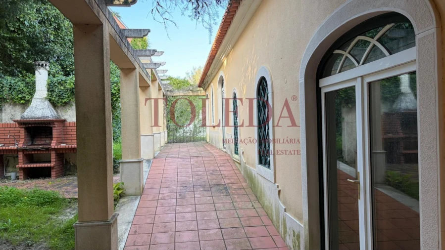 Moradia T5 para Venda em Azambuja Foto 36