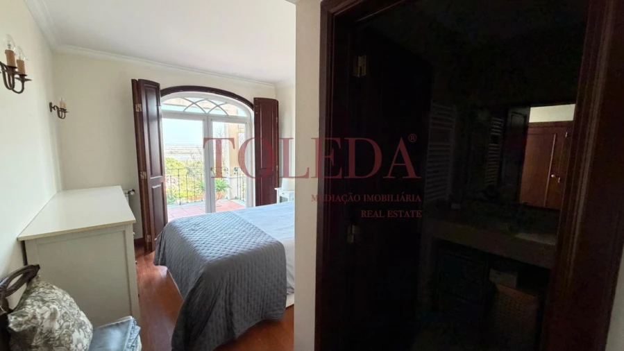 Moradia T5 para Venda em Azambuja Foto 32