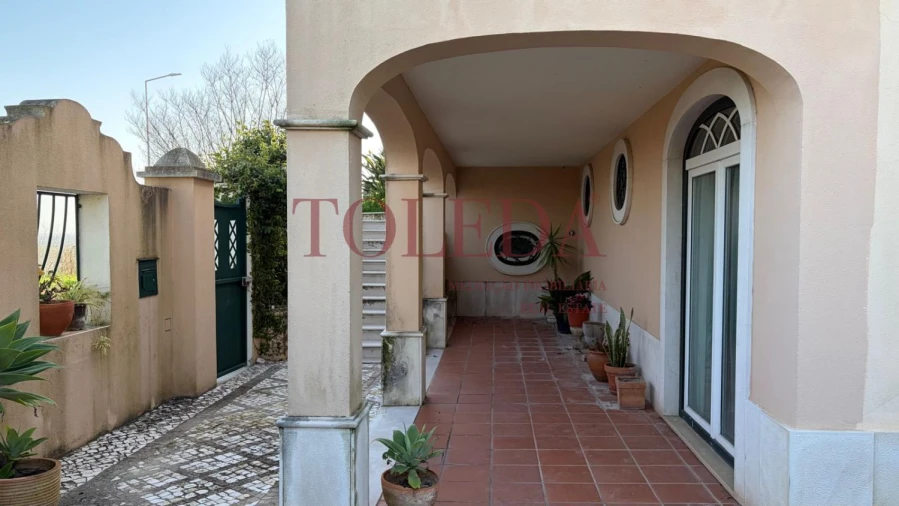 Moradia T5 para Venda em Azambuja Foto 5