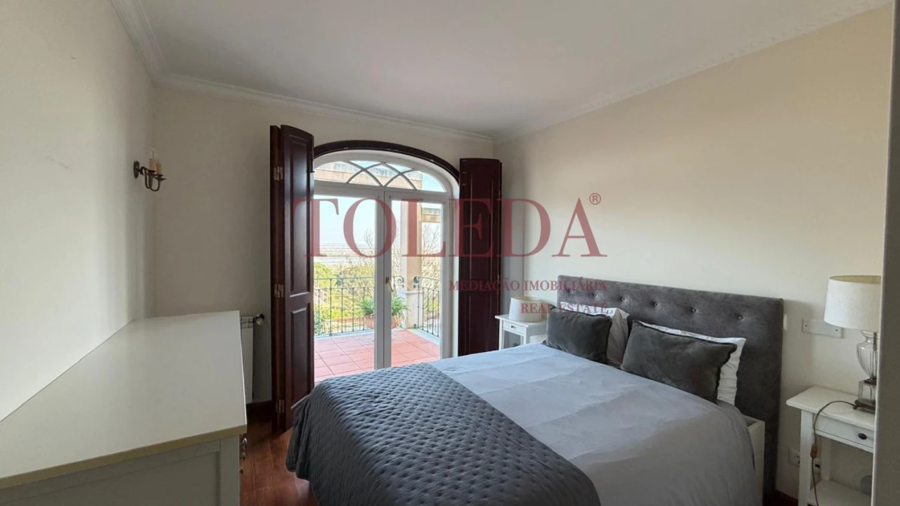 Moradia T5 para Venda em Azambuja Foto 46