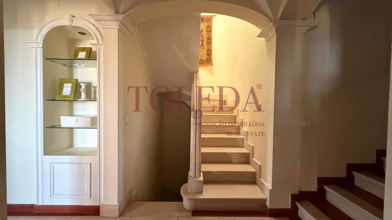 Moradia T5 para Venda em Azambuja Foto 43